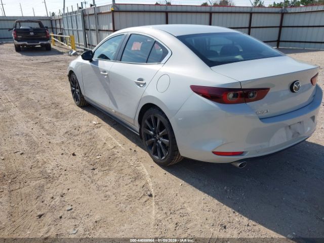 2024 MAZDA MAZDA3 3MZBPABM8RM425693 Photo 2