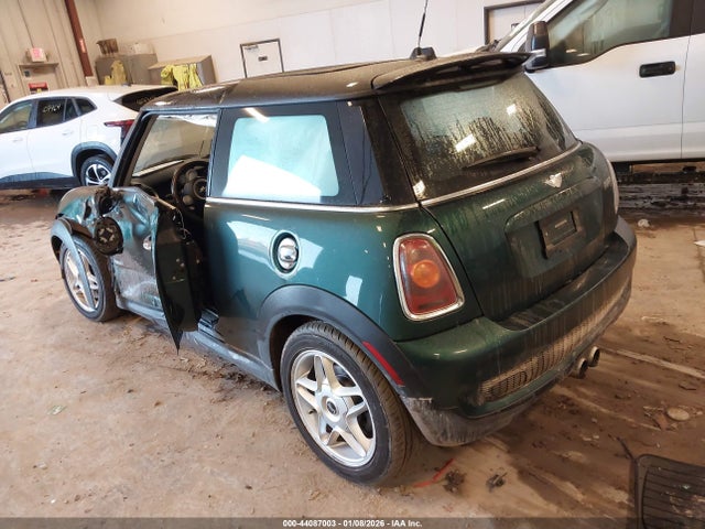2009 MINI COOPER S WMWMF73519TW80824 Photo 2
