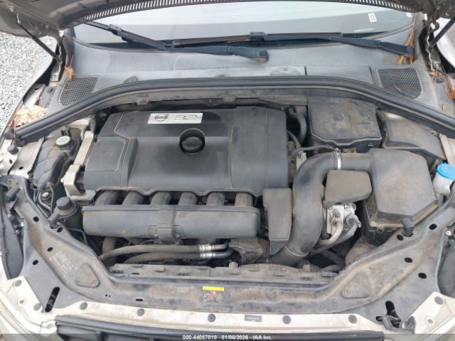 2011 VOLVO XC60 YV4952DL2B2154397 Photo 9