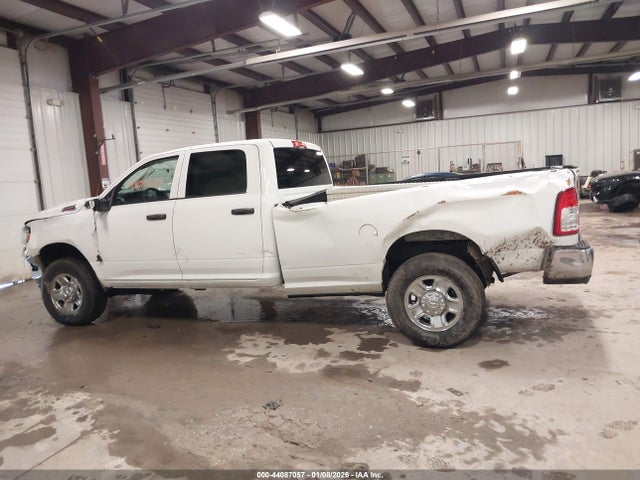 2023 Ram 2500 Tradesman  4x4 8' Box მანქანა იყიდება აუქციონზე, vin: 3C6UR5HJ7PG529461, აუქციონის ნომერი: 44087057