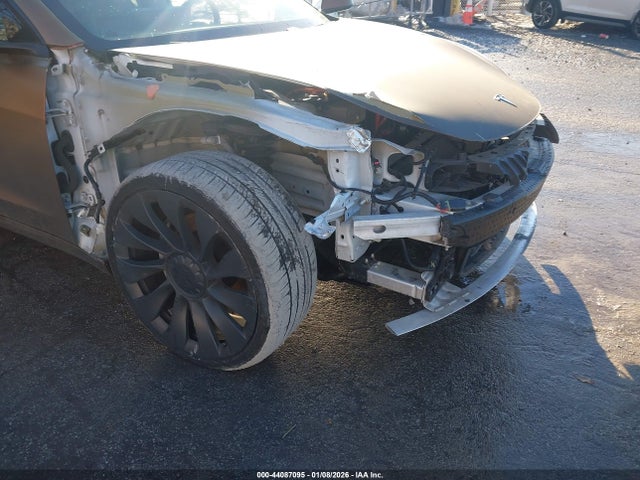 2021 TESLA MODEL 3 5YJ3E1EB0MF055571 Photo 5