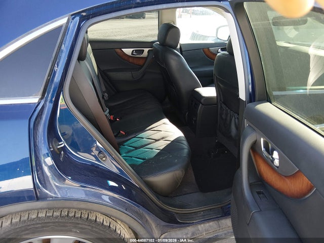 JN8CS1MW7EM412920 Infiniti QX70