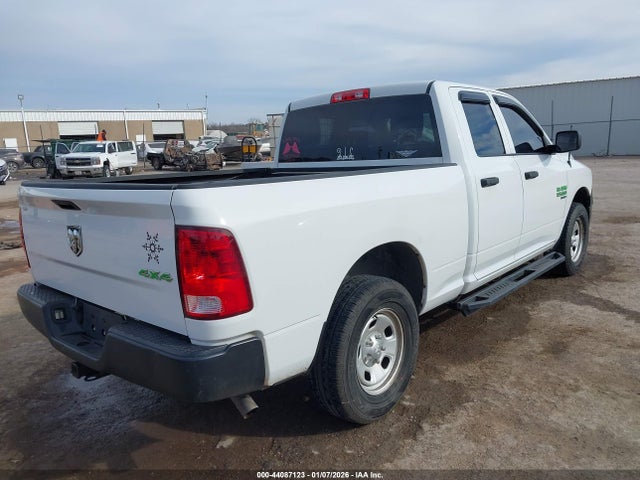2019 RAM 1500 CLASSIC 1C6RR7FG6KS717981 Photo 3