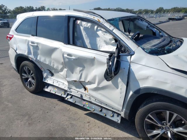 2017 TOYOTA HIGHLANDER 5TDZZRFH5HS234061 Photo 5