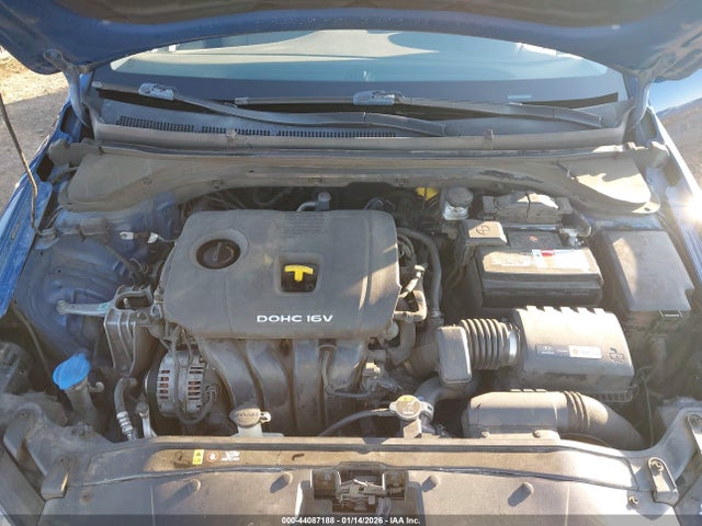 5NPD84LF7JH327095 Hyundai Elantra Value Edition