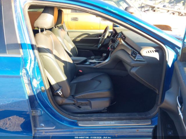 2019 TOYOTA CAMRY 4T1B11HK7KU284302 Photo 4