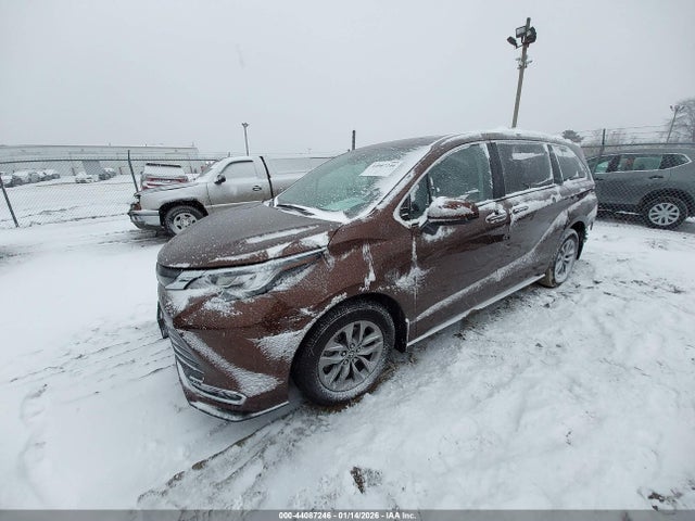 2022 TOYOTA SIENNA 5TDJRKEC2NS108360 Photo 1