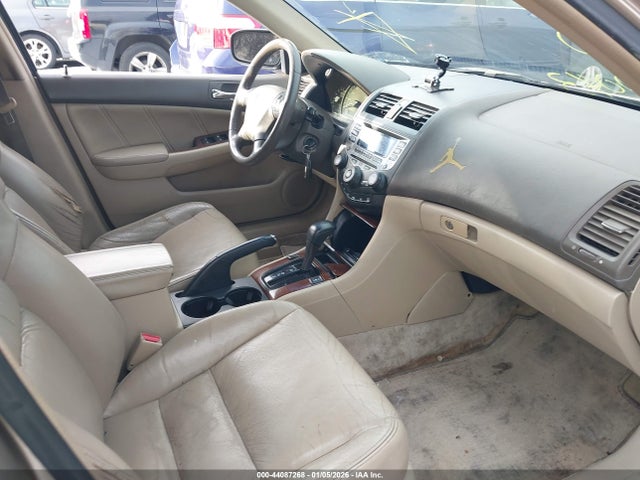 44087268 :رقم المزاد ، 1HGCM66566A023665 vin ، 2006 Honda Accord 3.0 Ex مزاد بيع