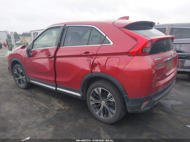 2018 MITSUBISHI ECLIPSE CROSS JA4AT5AAXJZ068099 Photo 2