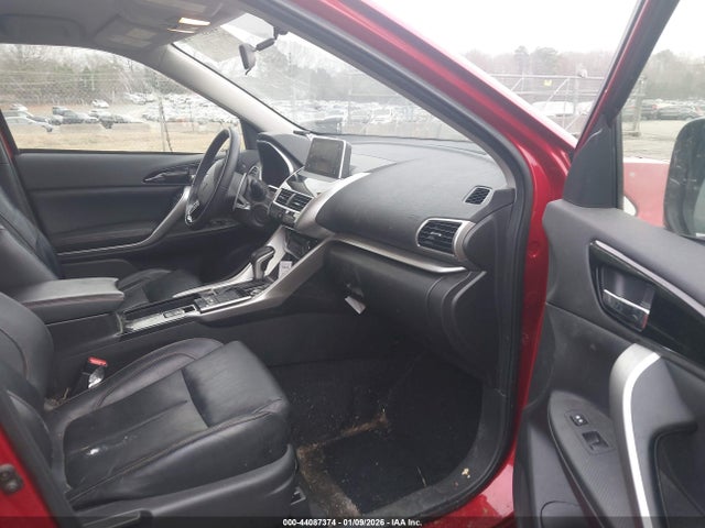 2018 MITSUBISHI ECLIPSE CROSS JA4AT5AAXJZ068099 Photo 4