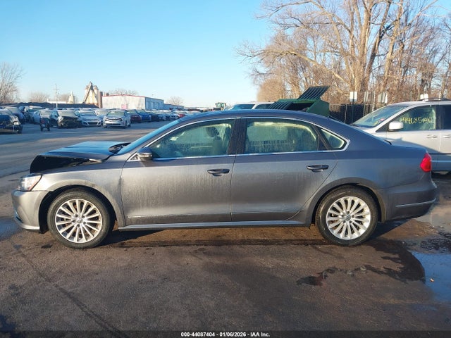 Продаж на аукціоні авто 2016 Volkswagen Passat 1.8t Se, vin: 1VWBS7A3XGC038121, номер лоту: 44087404