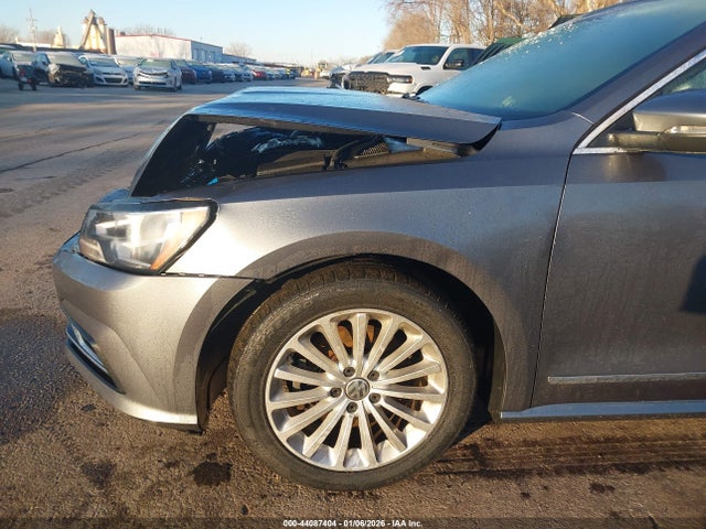 Продаж на аукціоні авто 2016 Volkswagen Passat 1.8t Se, vin: 1VWBS7A3XGC038121, номер лоту: 44087404