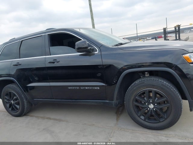 44087405 :رقم المزاد ، 1C4RJFAG6JC258106 vin ، 2018 Jeep Grand Cherokee Laredo E 4x4 مزاد بيع