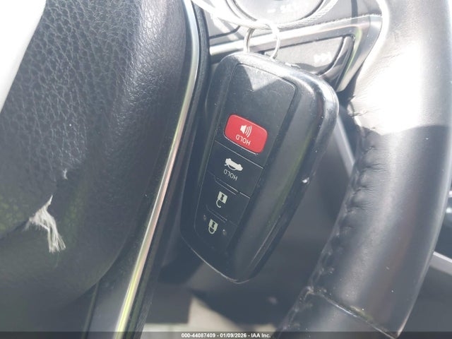4T1B61HK8JU125420 Toyota CAMRY XSE