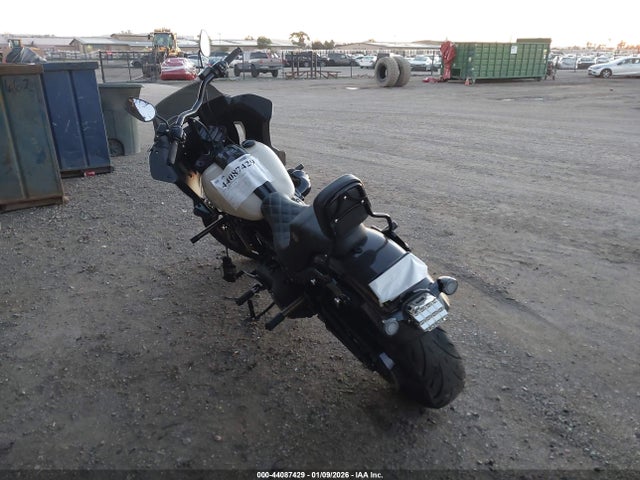 2023 HARLEY-DAVIDSON FXLRST 1HD1YXZ22PB050485 Photo 2