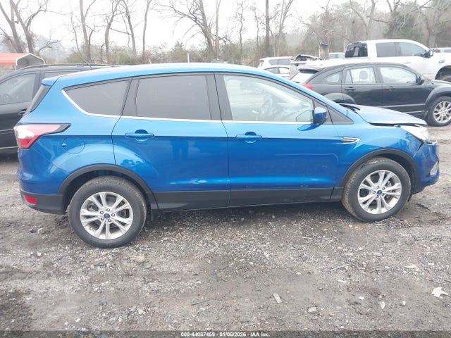 1FMCU0GD7HUD15288 Ford ESCAPE SE