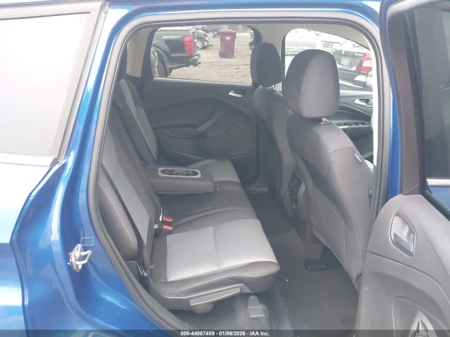 1FMCU0GD7HUD15288 Ford ESCAPE SE