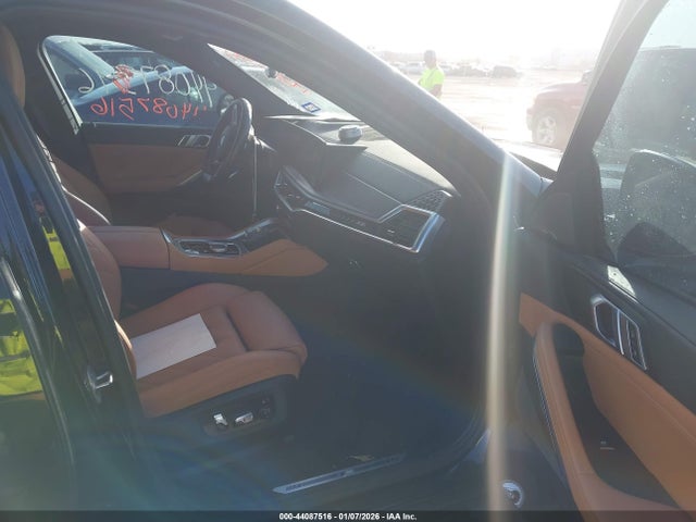 44087516 :رقم المزاد ، 5UX33EX02R9T85883 vin ، 2024 Bmw X6 Xdrive40i مزاد بيع