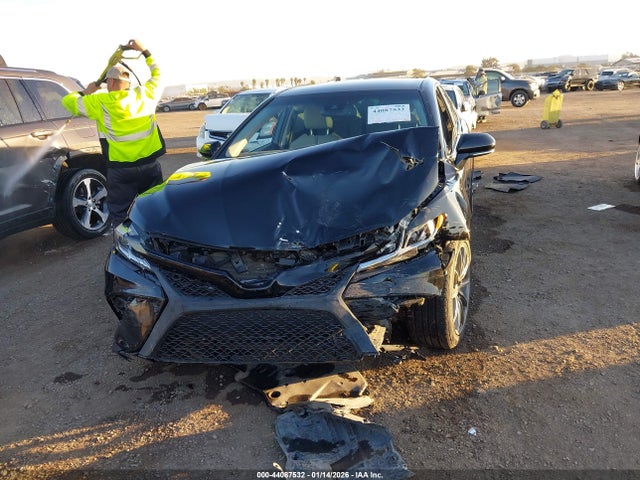 4T1B11HK9KU774496 Toyota CAMRY SE