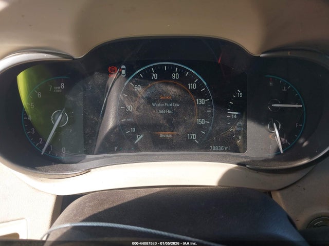 1G4GB5G34FF328481 Buick lfx