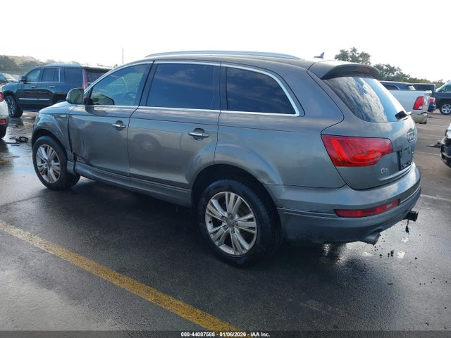 2011 AUDI Q7 WA1LMAFE3BD004561 Photo 2