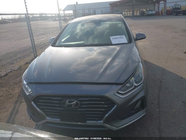 5NPE24AF7JH679215 Hyundai SONATA SE