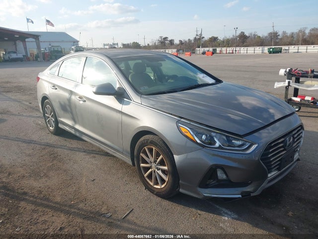 5NPE24AF7JH679215 Hyundai SONATA SE