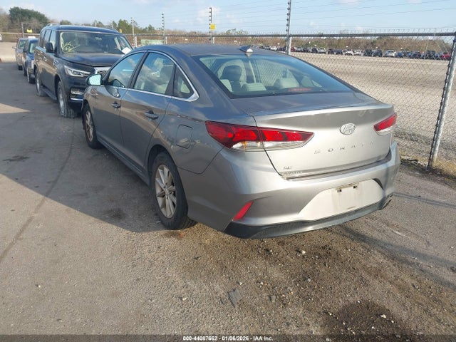 5NPE24AF7JH679215 Hyundai SONATA SE