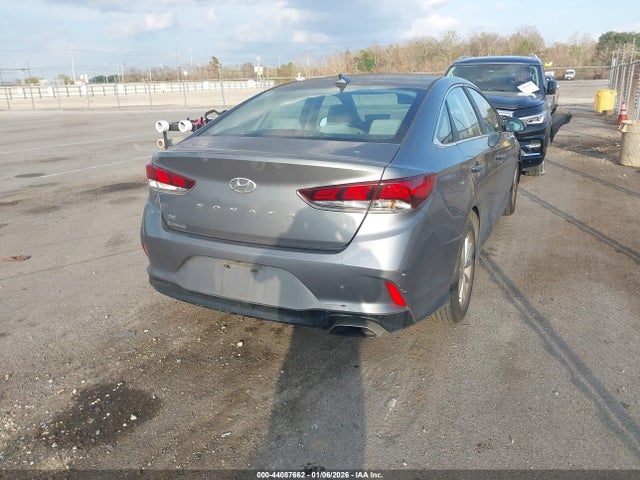 5NPE24AF7JH679215 Hyundai SONATA SE