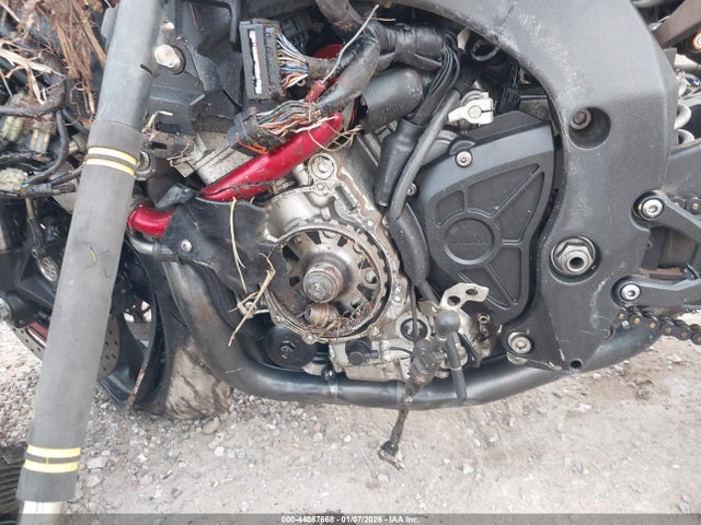 Yamaha Yzfr1 C 2015 JYARN39Y6FA000747 Image 8