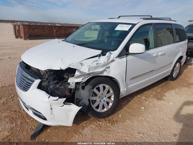 2015 CHRYSLER TOWN & COUNTRY 2C4RC1BG2FR716007 Photo 5