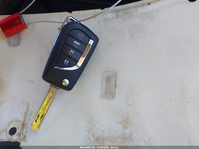 4T1C11AK8RU915034 Toyota CAMRY LE