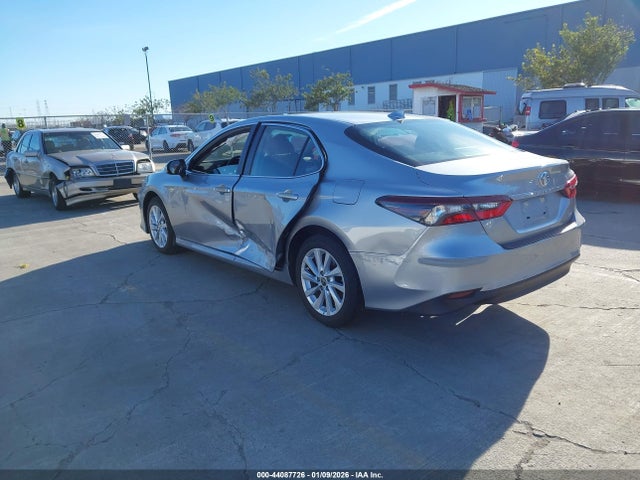 4T1C11AK8RU915034 Toyota CAMRY LE
