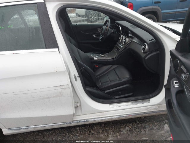 2019 MERCEDES-BENZ C 300 55SWF8EB4KU290666 Photo 4