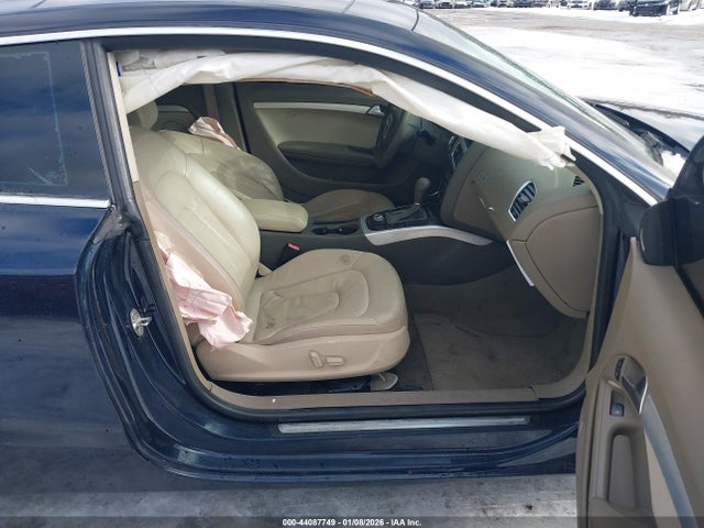 2011 AUDI A5 WAULFAFR2BA032434 Photo 4