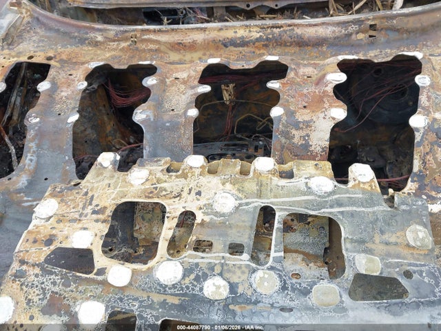 2015 Toyota Rav4 Xle მანქანა იყიდება აუქციონზე, vin: 2T3WFREV0FW173569, აუქციონის ნომერი: 44087790