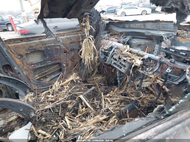 2015 Toyota Rav4 Xle მანქანა იყიდება აუქციონზე, vin: 2T3WFREV0FW173569, აუქციონის ნომერი: 44087790