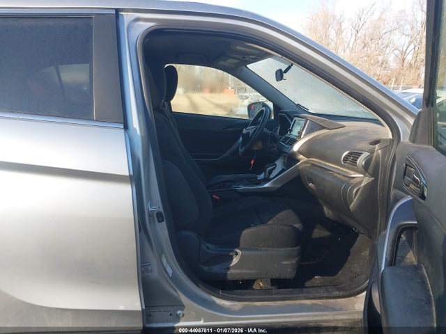 2019 MITSUBISHI ECLIPSE CROSS JA4AT3AA7KZ031940 Photo 4