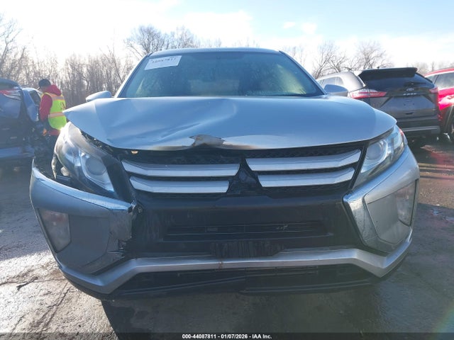 2019 MITSUBISHI ECLIPSE CROSS JA4AT3AA7KZ031940 Photo 5