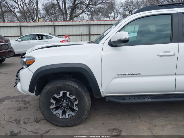 3TMCZ5ANXPM584540 Toyota Tacoma Trd Off Road