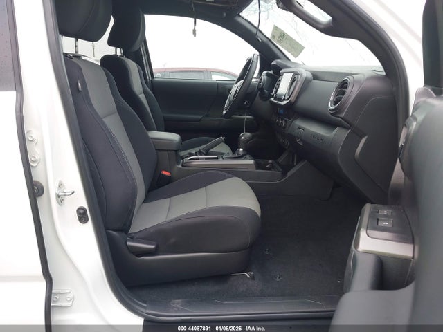 3TMCZ5ANXPM584540 Toyota Tacoma Trd Off Road