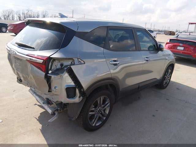 KIA Seltos Lx 2023 KNDEPCAA9P7374425 Image 4