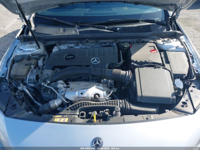 2020 MERCEDES-BENZ A 220 W1K3G4EB1LJ206488 Photo 9
