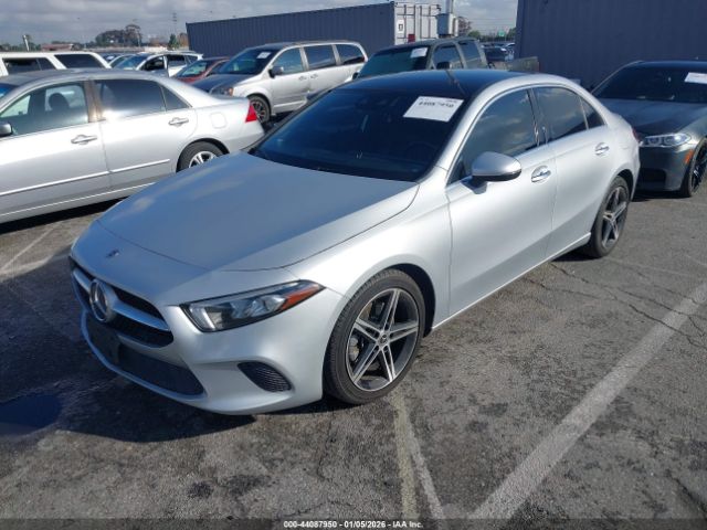 2020 MERCEDES-BENZ A 220 W1K3G4EB1LJ206488 Photo 1