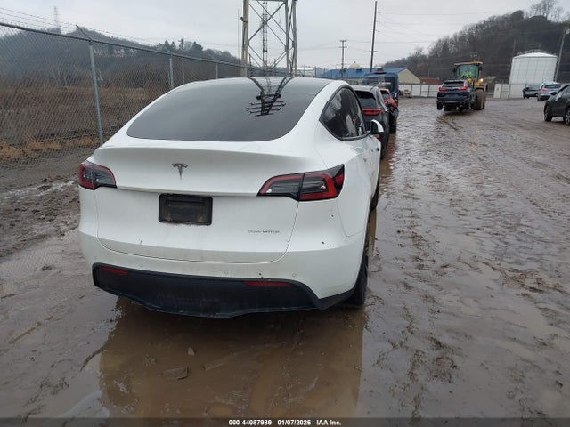 2022 TESLA MODEL Y 7SAYGDEE6NF436924 Photo 3