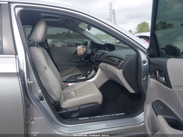 1HGCR2F79HA132779 Honda ACCORD EX
