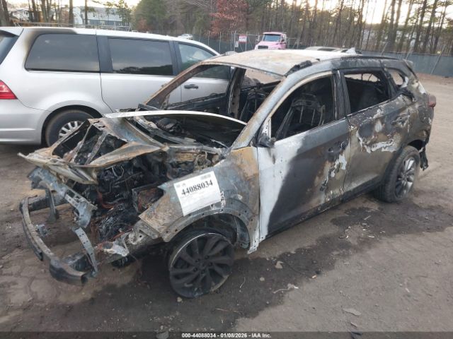 2018 HYUNDAI TUCSON KM8J3CA40JU759381 Photo 1