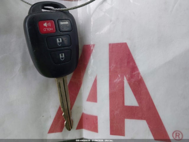 Toyota COROLLA LE 2018 2T1BURHE2JC019626 Image 11