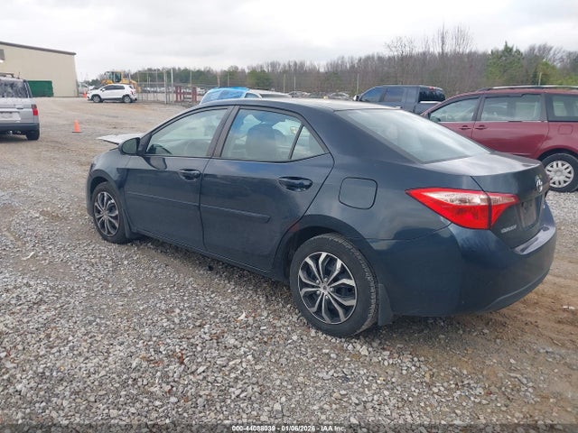 Toyota COROLLA LE 2018 2T1BURHE2JC019626 Image 3