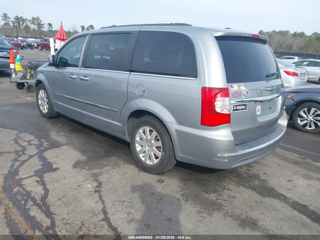 44088082 :رقم المزاد ، 2C4RC1BG2DR620679 vin ، 2013 Chrysler Town & Country Touring مزاد بيع